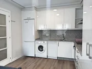 Luminoso piso con ascensor en el centro