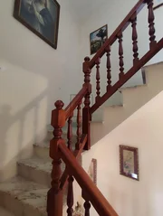 Casa adosada en el centro de ares con terraza y vistas parciales al mar