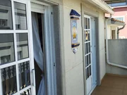 Casa adosada en el centro de Ares con terraza y vistas parciales al mar