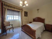 Casa adosada en el centro de Ares con terraza y vistas parciales al mar