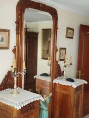 Casa adosada en el centro de Ares con terraza y vistas parciales al mar