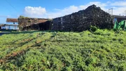 Finca rústica con edificación de piedra en San Sadurniño