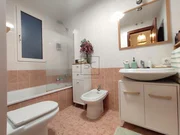 Amplio piso con garaje y trastero en el alto del castaño narón