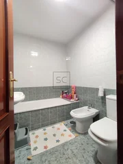 Amplio piso con garaje y trastero en el alto del castaño narón