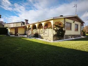 Casa de planta baja en ares