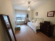 Amplio piso con ascensor, garaje y terraza en ferrol (centro)