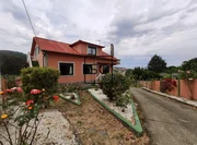 Casa de 3 plantas y garaje en meirás, valdoviño