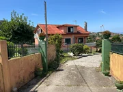 Casa de 3 plantas y garaje en Meirás, Valdoviño.
