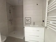 Piso reformado con buhardilla en esteiro, ferrol