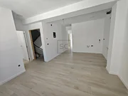 Piso reformado con garaje y trastero en esteiro, ferrol