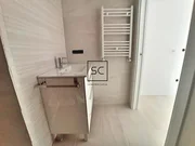 Piso reformado con garaje y trasteros en esteiro, ferrol