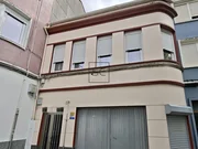 Casa con jardín y garaje en porta nova, ferrol