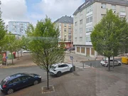 Casa con jardín y garaje en porta nova, ferrol