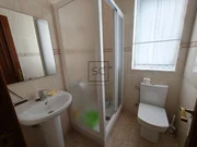 Casa con jardín y garaje en porta nova, ferrol