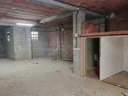 Bajo comercial en Santa Cecilia, Narón.