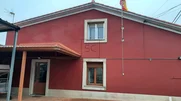 Chalet adosado con finca en Neda
