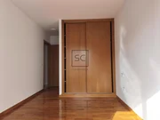 Apartamento con plaza de garaje y trastero en Ares