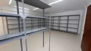 Bajo comercial en Caranza, Ferrol.