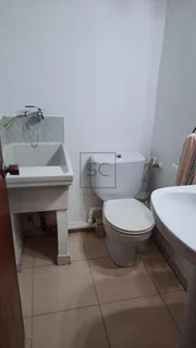 Bajo comercial en Caranza, Ferrol.