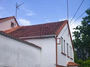 Casa pareada con finca y bodegas en Piñeiros, Narón.