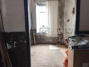 Casa con garajes y bodega en Neda.