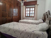 Chalet con finca y garaje en Narón.