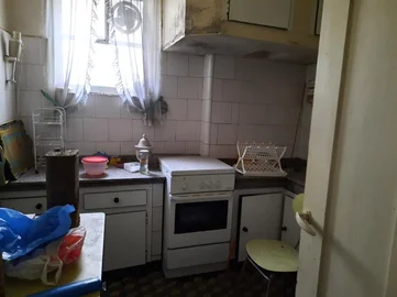 Casa con finca en zona urbana para reformar en santa cecilia, narón