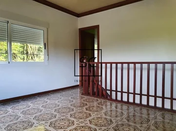 Casa con finca en san saturniño