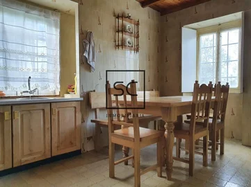 Casa con finca en san saturniño