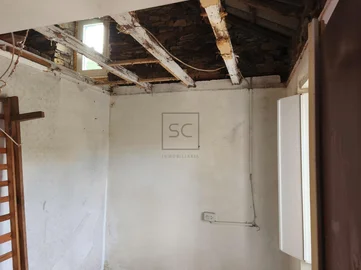 Casa con finca en san saturniño