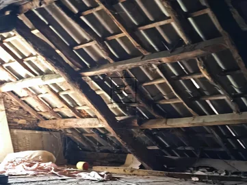 Casa con finca en san saturniño