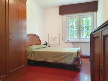 Casa con bodega y finca en san pedro de nos, oleiros