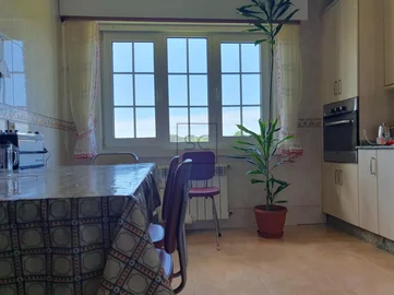 Casa con bodega y finca en san pedro de nos, oleiros