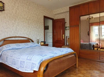 Casa con bodega y finca en san pedro de nos, oleiros