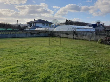 Casa con bodega y finca en san pedro de nos, oleiros
