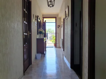 Casa con bodega y finca en san pedro de nos, oleiros