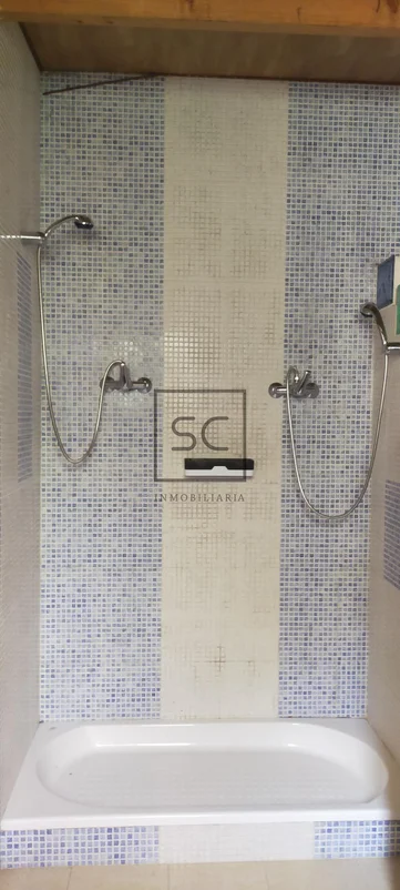 Local con patio en fajardo-ferrol