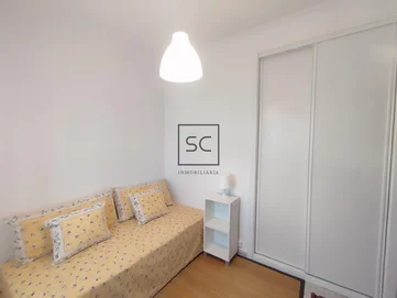 Bajo vivienda con jardín en fene