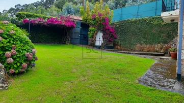 Casa de piedra con vistas al mar en doniños