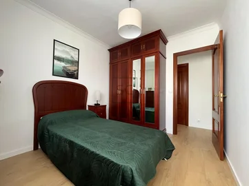 Piso amueblado en caranza