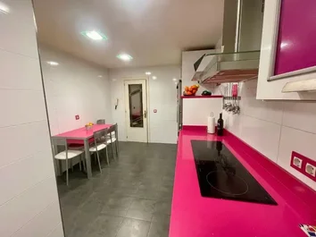 Piso En Venta En Calle San Pedro Y San Felices, 47