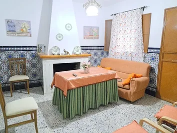 Casa De Pueblo En Venta En Calle El Cerro, 12