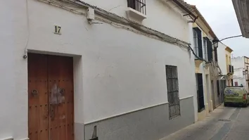 Chalet Adosado En Venta En Tio Pinto