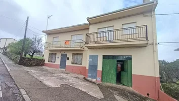 Casa De Pueblo En Venta En Calle La Era S/n