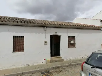 Casa De Pueblo En Venta En Calle Miguel Cervantes, 10