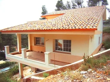 Casa O Chalet Independiente En Venta En Calle L’Estartit, 735