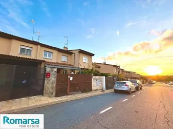 Casa O Chalet Independiente En Venta En Avenida Segovia