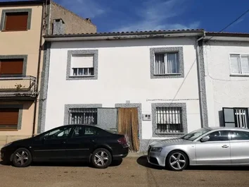 Casa O Chalet Independiente En Venta En Pereña