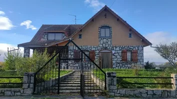 Casa O Chalet Independiente En Venta En Carretera Ivanrey, 68