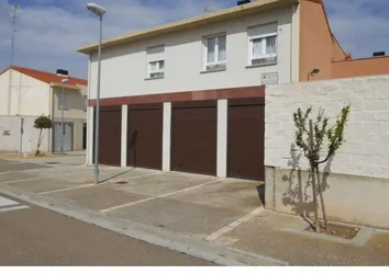 Estudio En Venta En Calle Freire Zubiza, 17